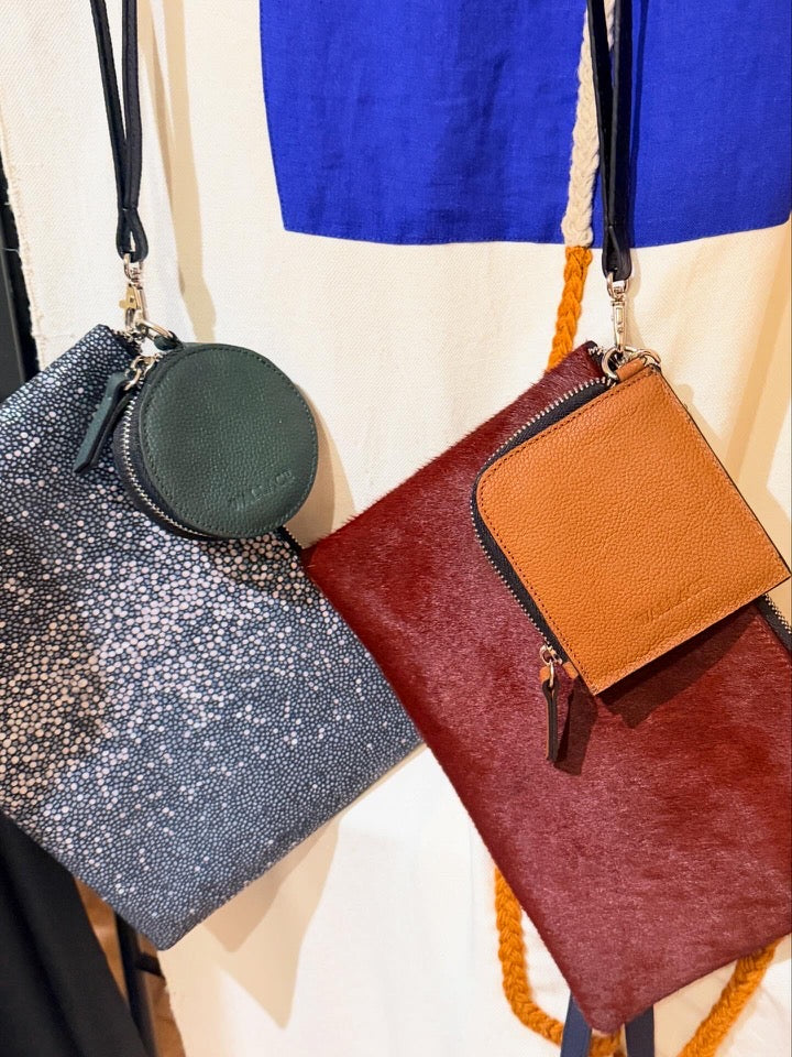 WALLACE CONNECT LARGE POUCH