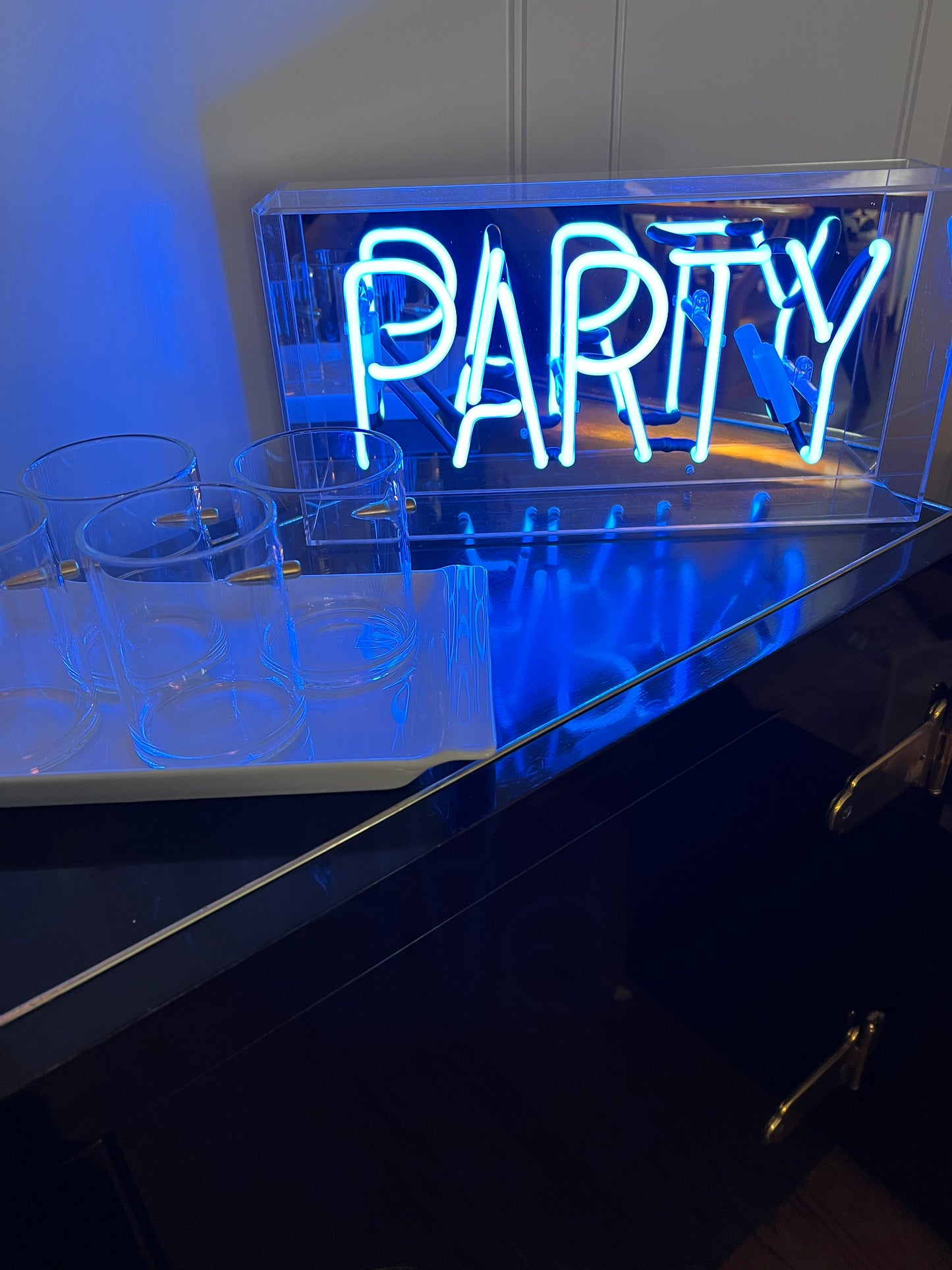 NEON PARTY MIRRORED BOX