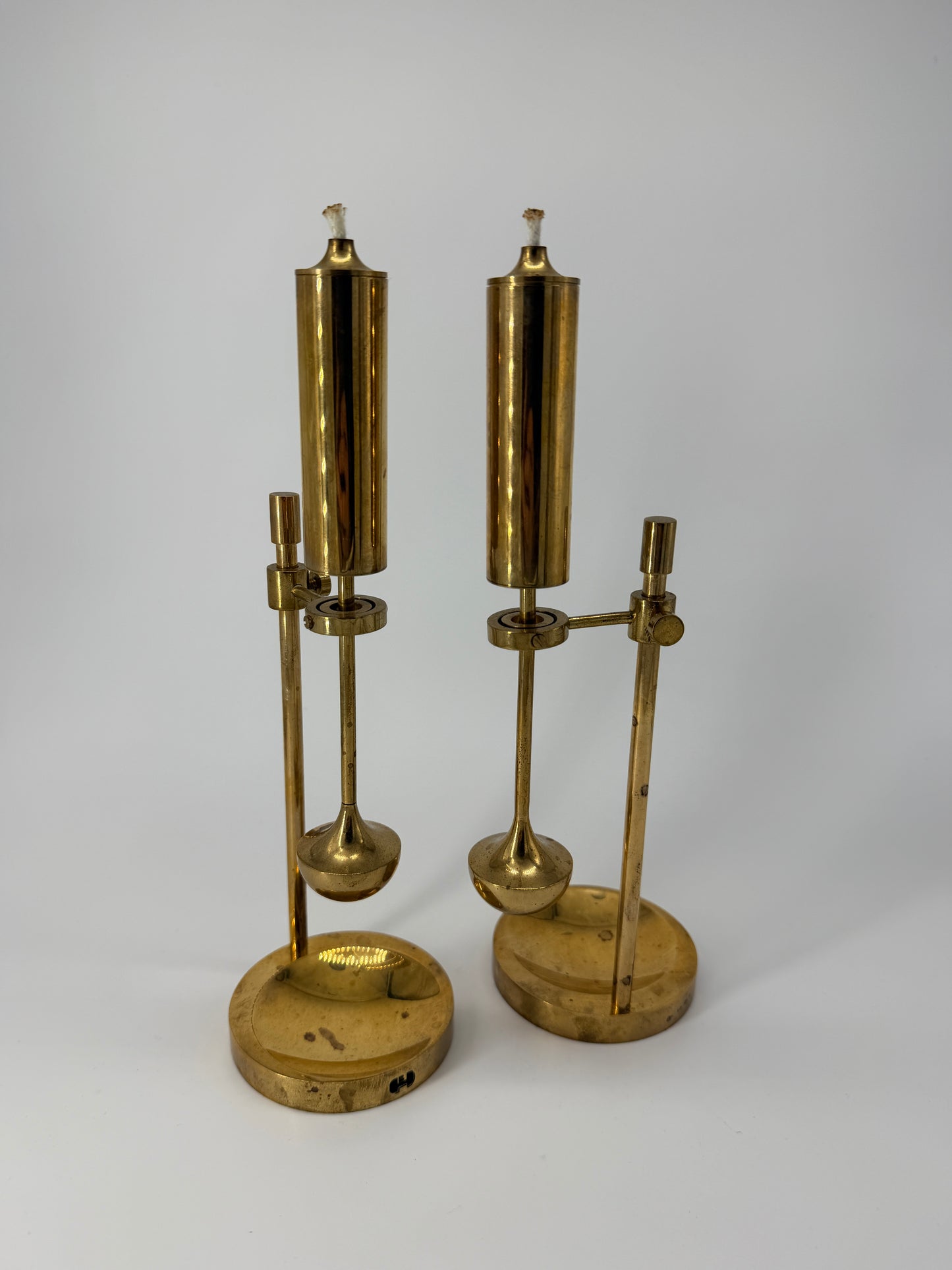 PAIR OF BRASS OIL LAMPS BY ILSE D. AMMONSEN