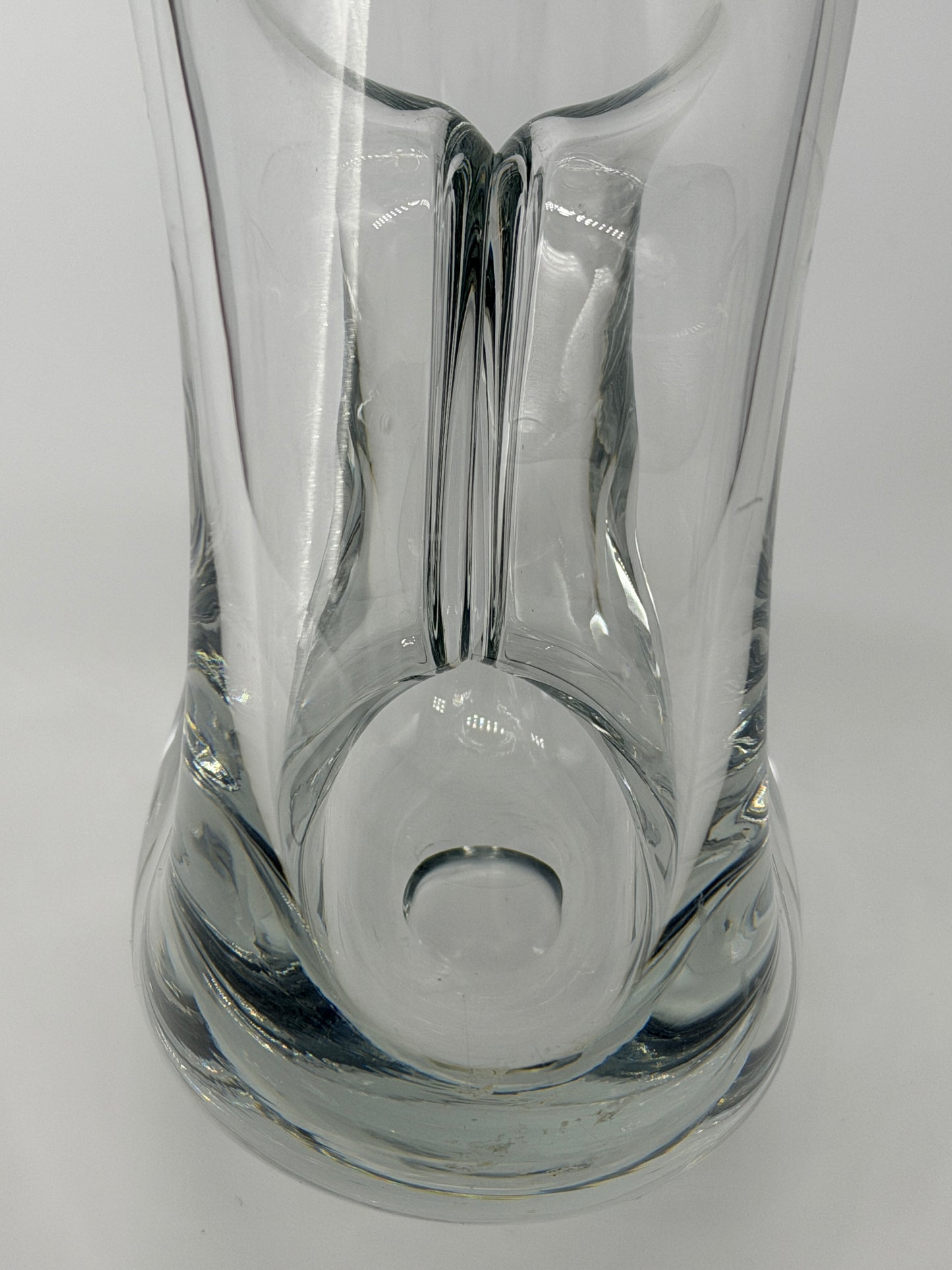 HEAVY CRYSTAL VINTAGE DECANTER