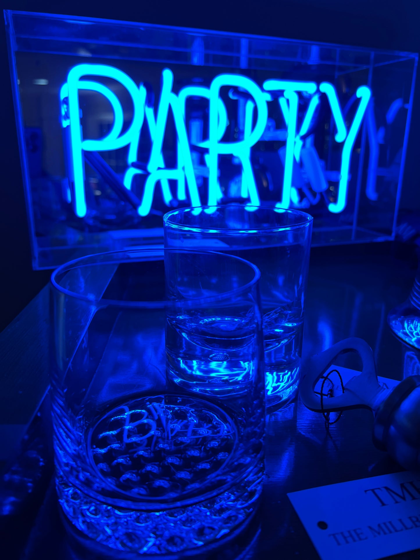 NEON PARTY MIRRORED BOX
