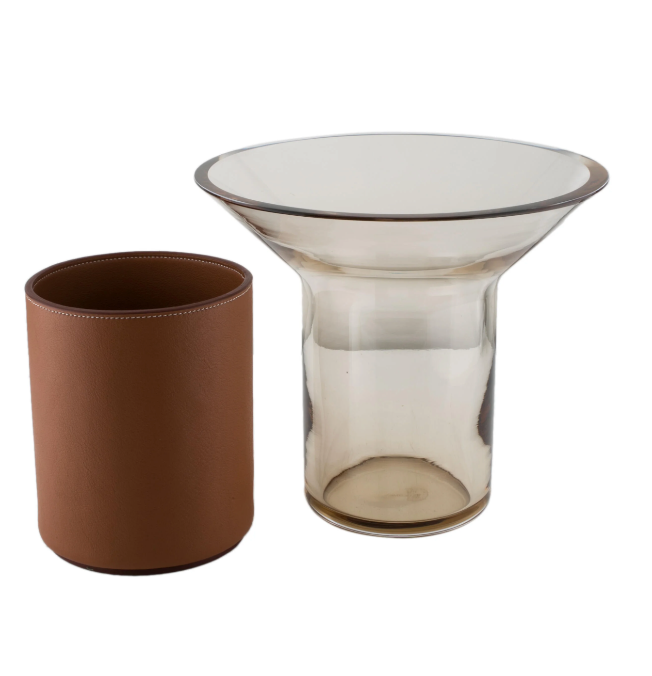 HERMES DELTA VASE OF MURANO GLASS WITH TAURILLION LEATHER