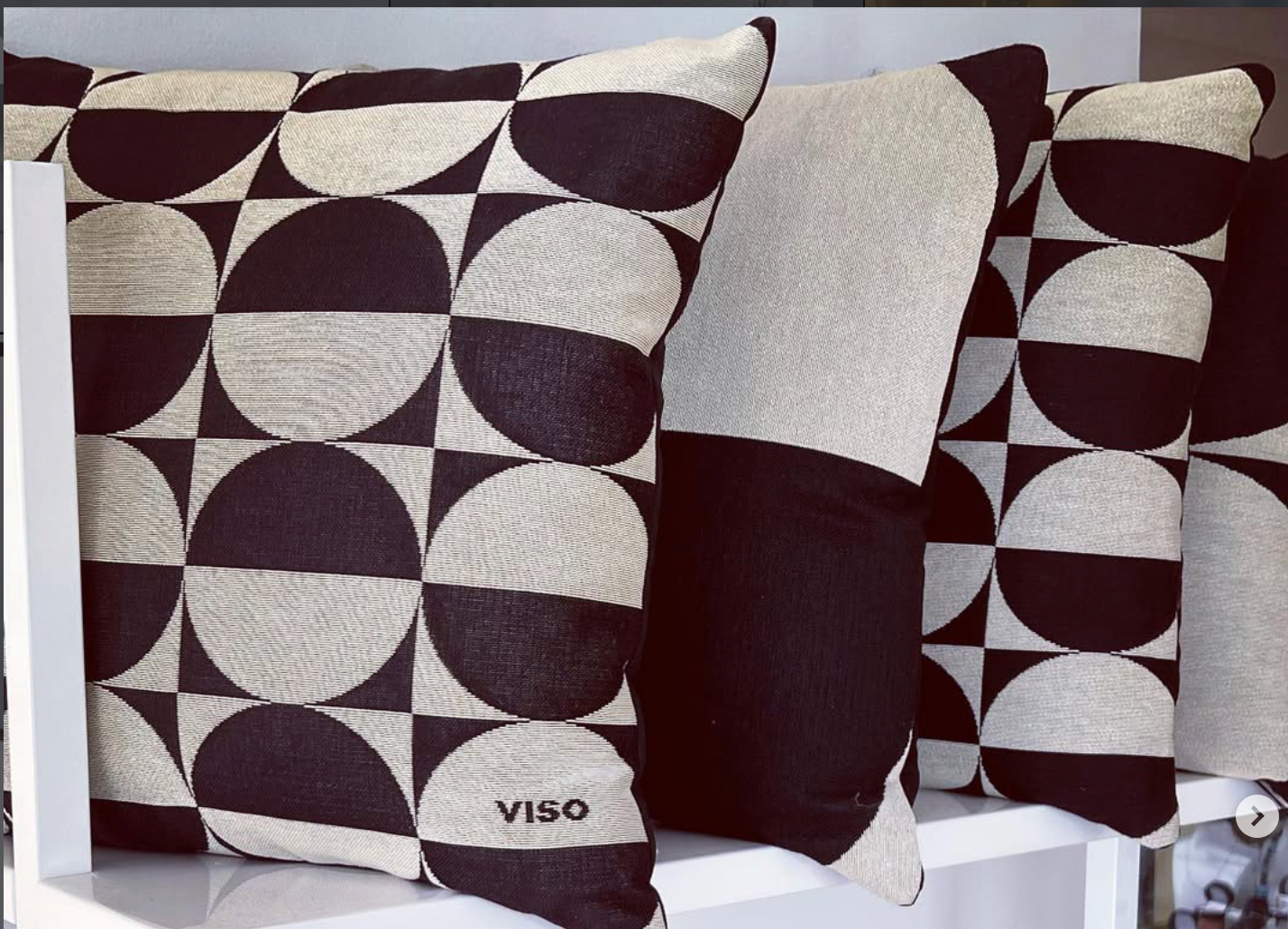 OPTICAL PILLOWS BY THE VISO PROJECT.