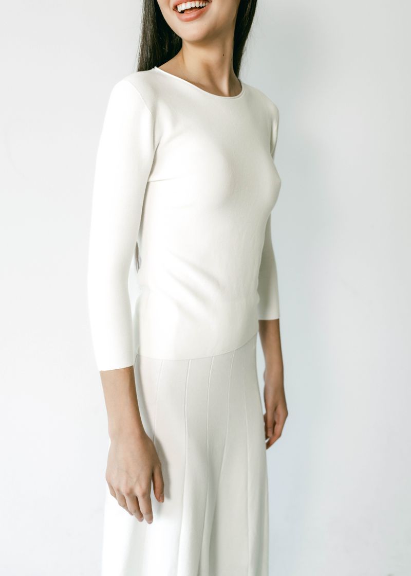 WALLACE SEAMLESS SWEATER